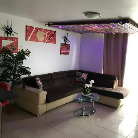 Romantica Vakantiehuis Drancy